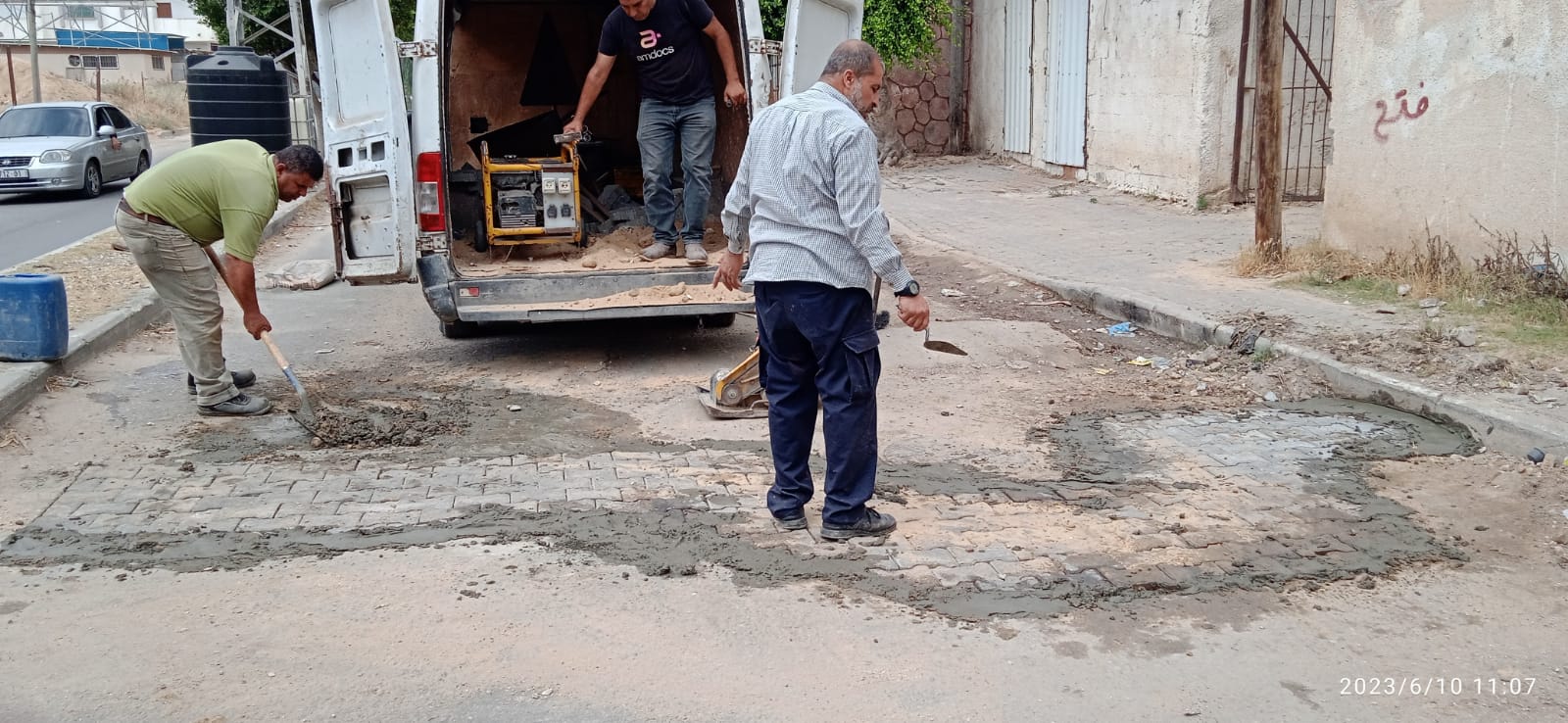 صيانة طرق// جانب من أعمال صيانة الطرق بدير البلح لتشمل خلال الفترة الماضية مسطح البلد خلف مسجد البلد