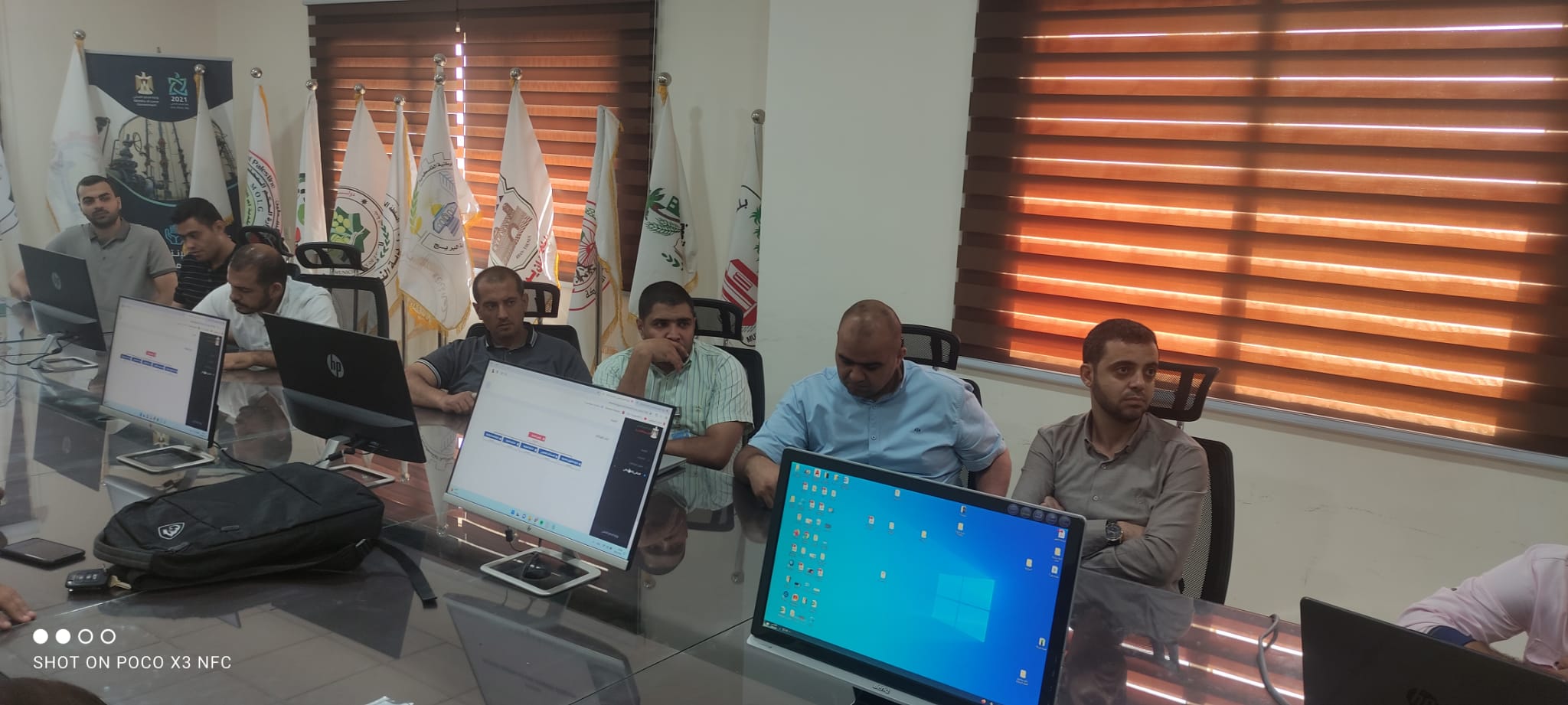 تواصل الجهود مع وزارة الحكم المحلي لتطوير الأنظمة الالكترونية بالبلديات