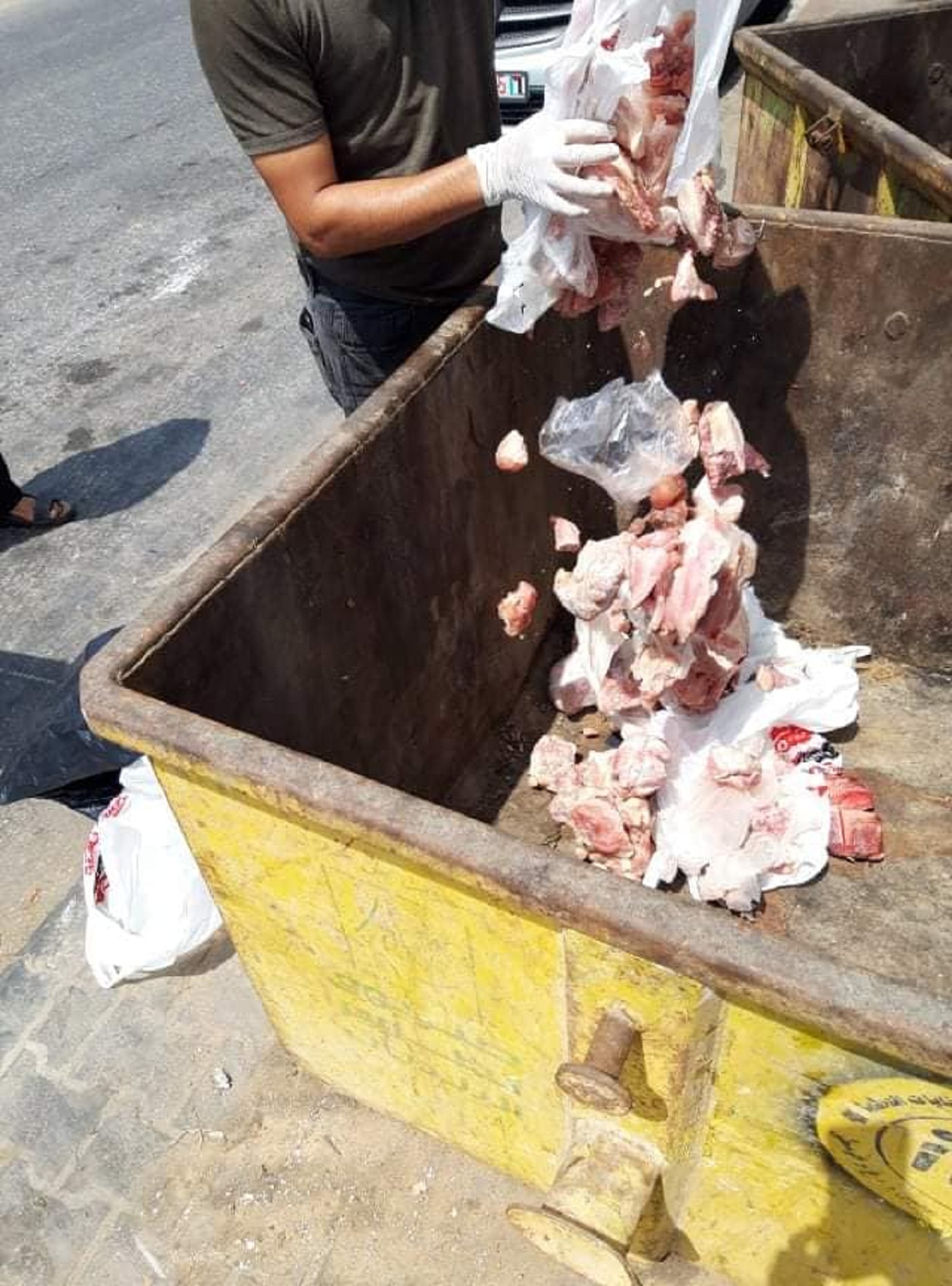 إتلاف 37 كيلو من لحوم الدواجن