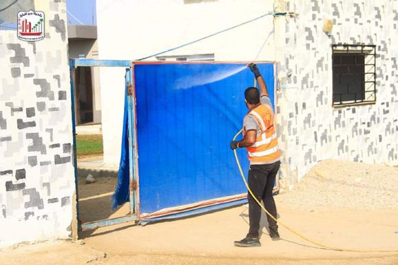 تعقيم موقع البحرية بالمدينة