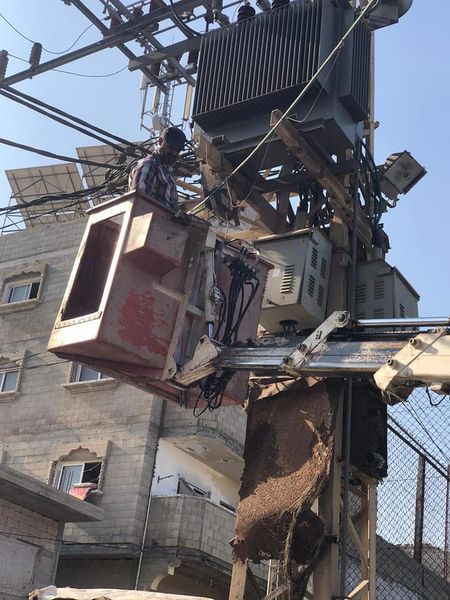 استمرار أعمال صيانة الإنارة بالمدينة