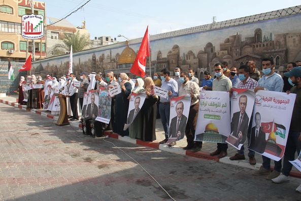  وقفة مساندة للشعب التركي في أعقاب زلزال إزمير المدمر
