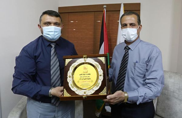 وفد من بلدية دير البلح يزور وكيل وزارة الحكم المحلي لتهنئته بالمنصب الجديد