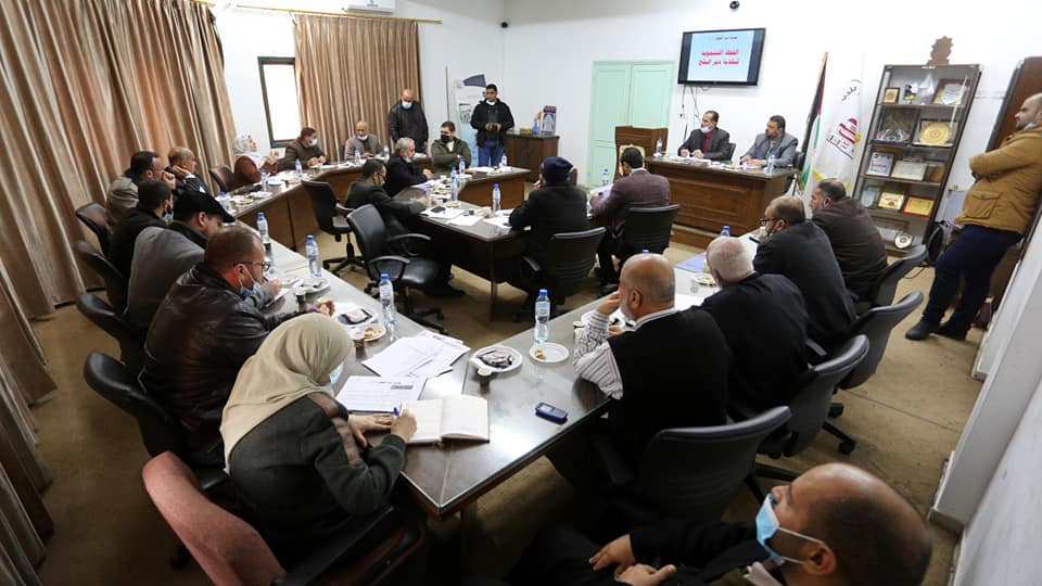 بلدية دير البلح تستقبل وكيل وزارة الحكم المحلي وتطلعه على سير العمل