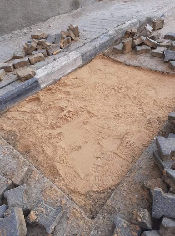 استمرار أعمال الصيانة في شوارع وأرصفة وطرقات المدينة