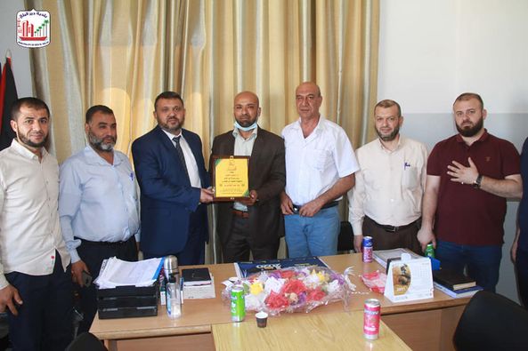 رئيس بلدية دير البلح يزور مدير مكتب العمل ومدير مديرية الزراعة للتهنئة بالمنصب الجديد