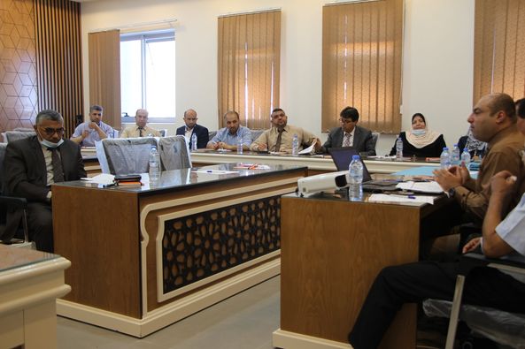 رئيس بلدية دير البلح يشارك في اليوم العلمي حول تقييم آثار العدوان الاسرائيلي على قطاعات الطاقة والبيئة والاقتصاد في قطاع غزة