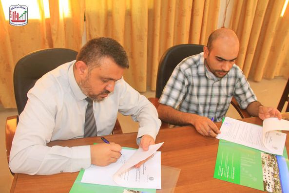بلدية دير البلح توقع مذكرة تفاهم لتمديد خطوط صرف صحي بمنطقة القسطل