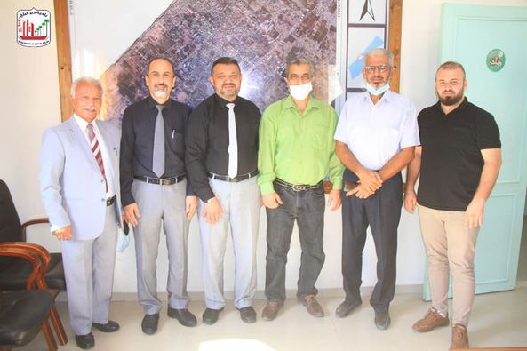 بلدية دير البلح تستقبل وفد من نقابة أطباء الأسنان