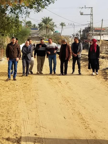 بلدية دير البلح: الانتهاء من مشروع تأهيل الطرق الزراعية بدير البلح باستخدام ناتج الكسارة 