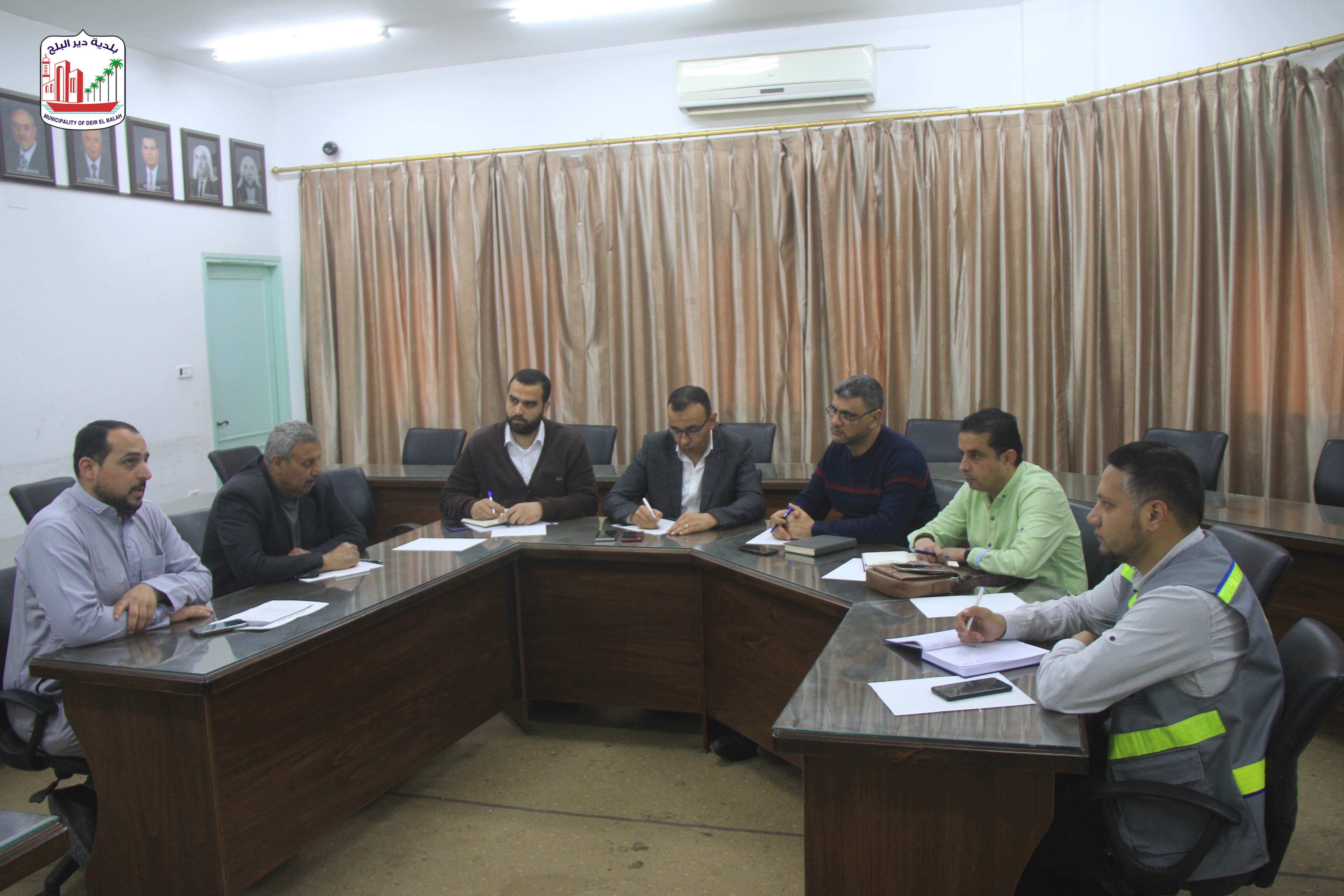 لجنة طوارئ بلديات المحافظة الوسطى تبحث الخطط البديلة لتوفير الخدمات وقت الطوارئ