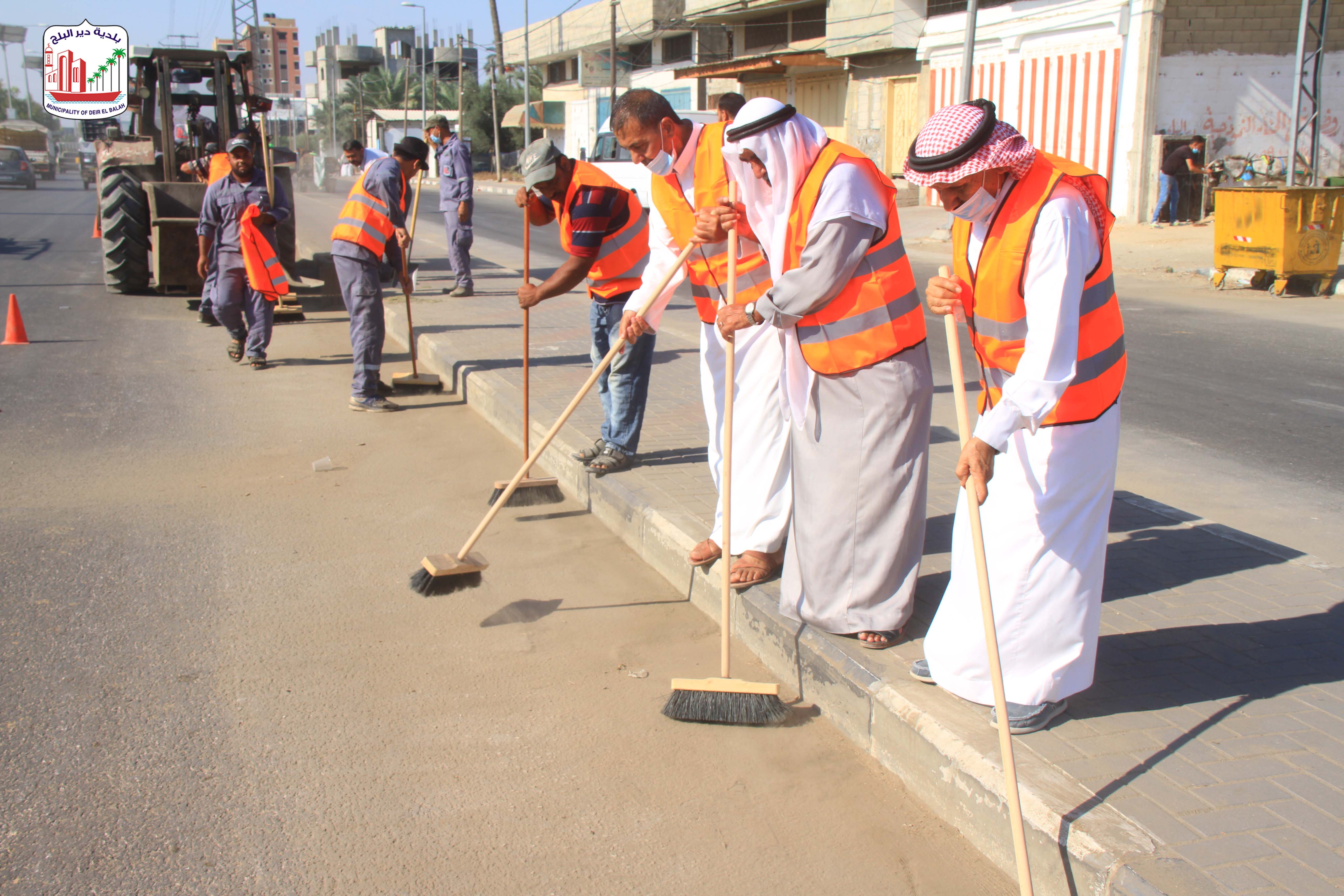 بلدية دير البلح تطلق حملة 