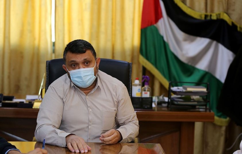 بلدية دير البلح تعلن عن اطلاق حملتها الالكترونية حول أهمية الوقاية من فيروس كورونا