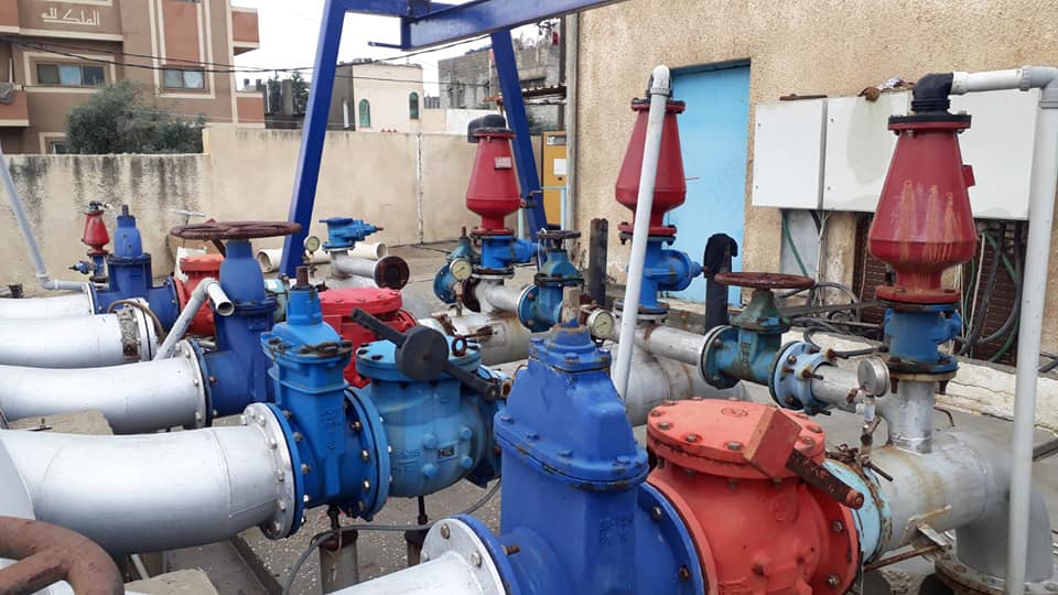 ضخ (30,000) ألف متر مكعب من مياه الصرف الصحي بمضختي الصرف الصحي خلال فترة المنخفض