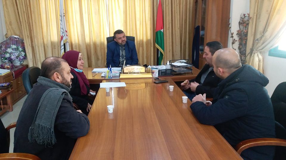 بلدية دير البلح تستقبل وفداً من وزارة الحكم المحلي